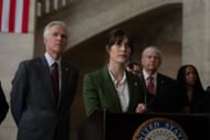 Lizzy Caplan as Alexandra Mullen in Zero Day (Image via Netflix)